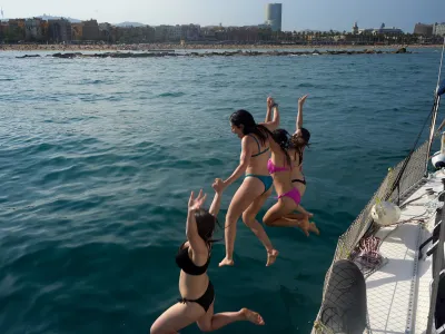 Private 2-hour boat charter in Barcelona